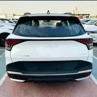 مدیر فروش خانم