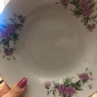 ظروف گل سرخی قدیمی