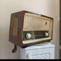 رادیو قدیمی اصلی