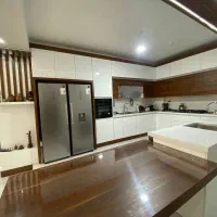 آپارتمان پیش فروش ۸۰متری خ انقلاب آراسته ها