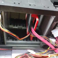 کیس قدیمی با SSD و ویندوز آماده|رایانه رومیزی|کاشان, دروازه فین|دیوار