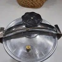 فروش دو عدد زودپز در حد نو|ظروف پخت‌وپز|شیراز, شهرک بهشتی|دیوار