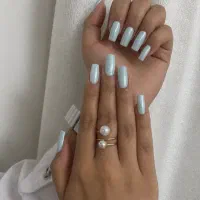 خدمات کاشت ناخن