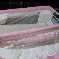 گهواره و رورک نوزاد سالم با تشک مخصوص