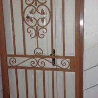 حفاظ درب آپارتمانی