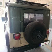 جیپ صحرا مدل ۷۵ عروسک