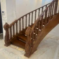 نصب حرفه‌ای پله چوبی و نرده در سراسر کشور