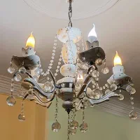 2 عدد لوستر 5 شعله و 2 عدد شمعدان سرامیکی