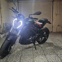 بنلی ۱۸۰ اس|موتورسیکلت|رشت, منظریه|دیوار