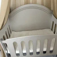 تخت گهواره شو کنار مادر|تخت و صندلی بچه|تهران, شکوفه (عبدل آباد)|دیوار