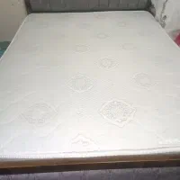 تشک|تشک تختخواب|قم, باغ شریفی|دیوار