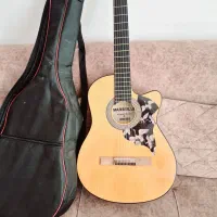 گیتار MARSEALLE|گیتار، بیس، امپلیفایر|بافق, |دیوار