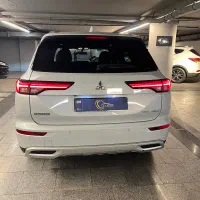 میتسوبیشی اوتلندر M line دو دف 2023|خودرو سواری و وانت|تهران, جماران (نیاوران)|دیوار