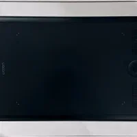 تبلت وکام Intuos Pro مدیوم، در حد نو با جعبه
