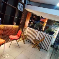 آشپز ساندویچزن ترجیحا خانم با تجربه