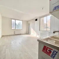 ۷۵ متر بسیار شیک / دو خواب / شقایق