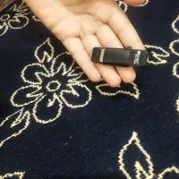 فلش ۳۲ گیگ هم با گوشی خور هم بدون گوشی خور|لوازم جانبی موبایل و تبلت|دزفول, |دیوار