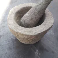 دو عدد هاونگ سنگی با قدمت ۱۵۰ سال ..