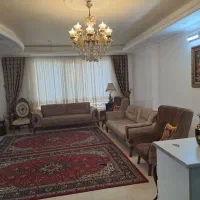 تک واحدی ۳ خوابه ۱۳۰ متر هنرستان، دو کله نورگیر