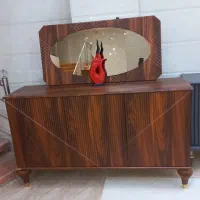 تعدادی اجناس به دلیل تغییر شغل|بوفه، ویترین، کنسول|میبد, |دیوار