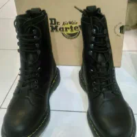 بوت کفش آدیداس دکتر مارتین کلمبیا تیمبرلند زارا