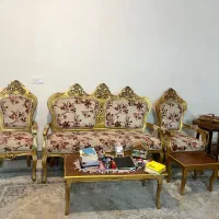 مبل سلطنتی ۸ نفره در حد نو با دروار و تخت دو نفره