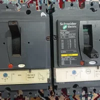 کلید اتومات سه فاز 100و125آمپر اشایدر