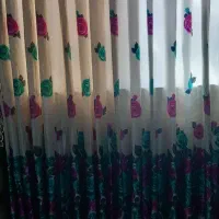 پرده ساتن ۱۶۰ در ۲۴۰ دو عدد سالم‌وتمیز