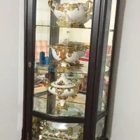 بووفه.چهار طبقه .چووب گردو کاملا سالم|بوفه، ویترین، کنسول|اردبیل, |دیوار