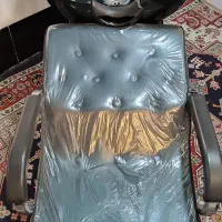 یک عدد صندلی سرشور آرایشگاه