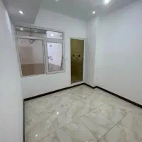 نقاش نقاشی اپارتمان