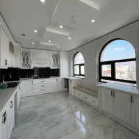 ۱۷۵متر ۲نبش فول‌امکانات ویو‌ وکیل اباد+ روف گاردن