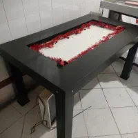 دو عدد میز ناهارخوری بدون صندلی