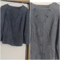 کت دلمن، مانتو ،پالتو، شومیز و بلوز و دامن