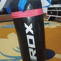 یک عدد کیسه بوکس به فروش میرسد