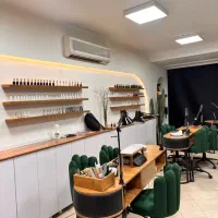 استخدام مژه کار و ناخن کار حرفه ای|استخدام درمانی، زیبایی، بهداشتی|تهران, بهجت‌آباد|دیوار