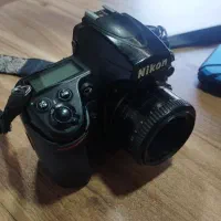 نیکون D700 فول فریم