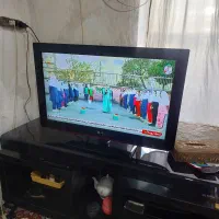 تلوزیون 32 اینج الجی|تلویزیون و پروژکتور|دهگلان, |دیوار