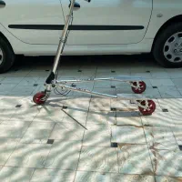 اسکوتر ۳ چرخ