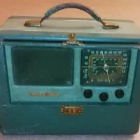 رادیو لامپی ۹۰ ساله