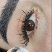 آموزش و خدمات مژه هیدن و اکستیشن