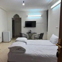 خانم جهت نظافت خانه مسافر