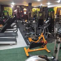 استخدام مربی بدنسازی و منشی خانم