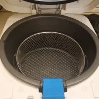 سرخ کن دو لیتری با روغن پارس استفاده نشده|اجاق گاز و لوازم برقی پخت‌وپز|شهریار, شهرک وائین|دیوار