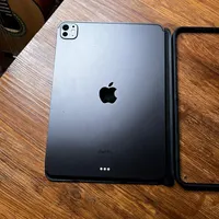 آی‌پد پرو۱۱ اینچM4 iPadمشکی باکیفیت و آماده تحویل