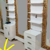 دکور ارایشگاه و مبل سه نفره و غیره