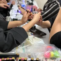 استخدام آموزش تضمینی حرفه ای مژه هیدن اکستنشن ناخن