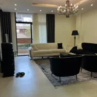 اپارتمان 95 متری /دو خوابه /گلخانه استادان