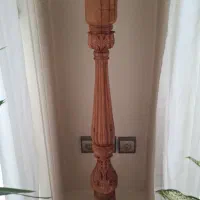 جاشمعی کنار سالنی چوبی