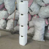 به دو نفر خانوم یا آقا نیاز مندیم برای کار